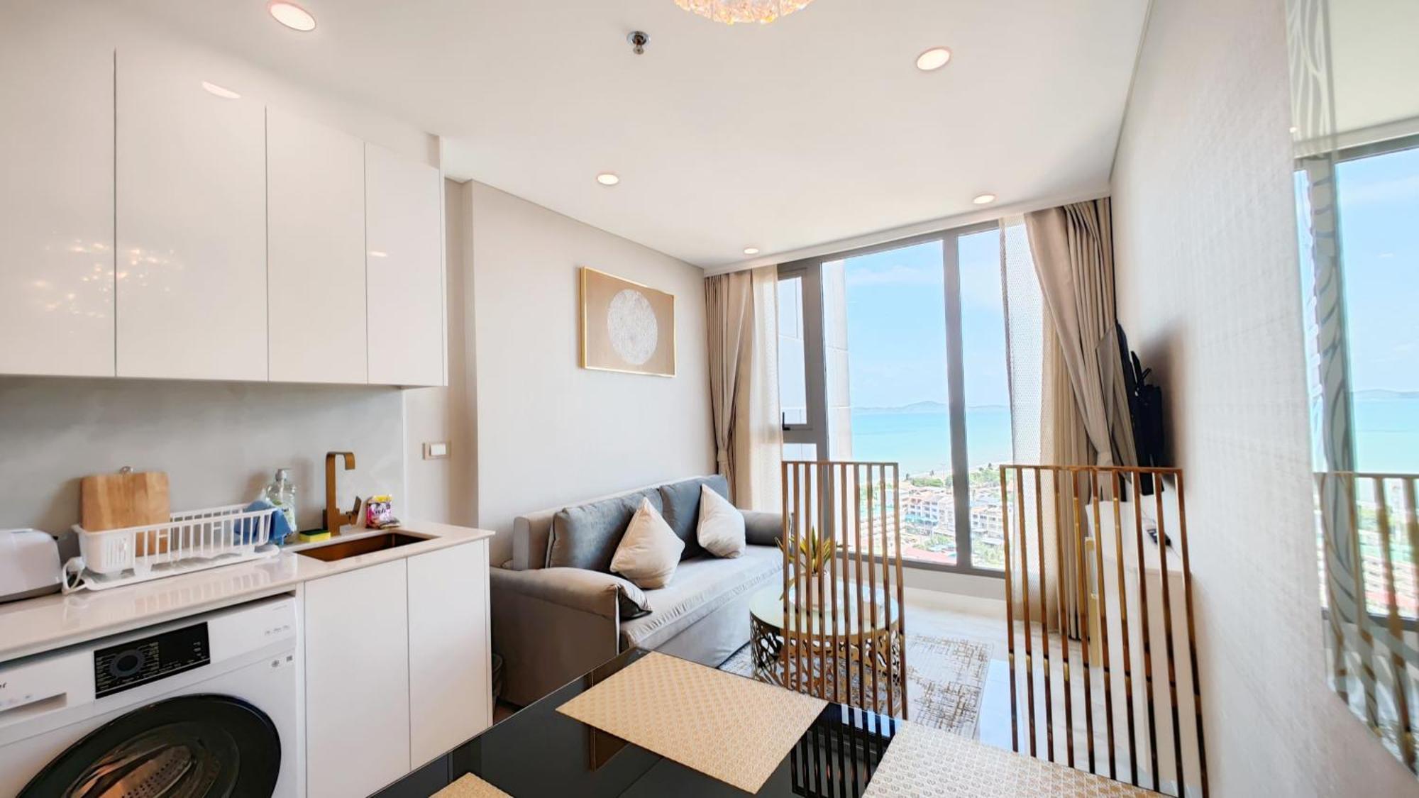 Appartamento The Astra Sky River Jomtien Beach Esterno foto